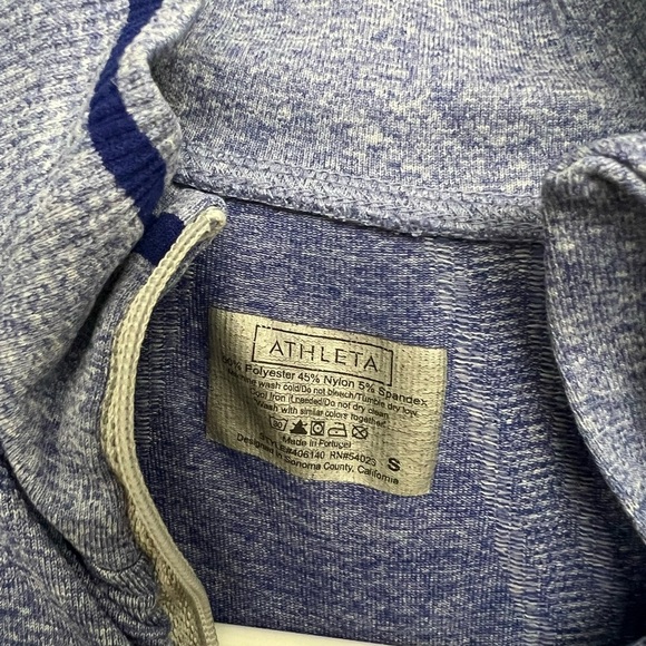 Athleta Blue Quarter-Zip Long Sleeve Top - Picture 2 of 4